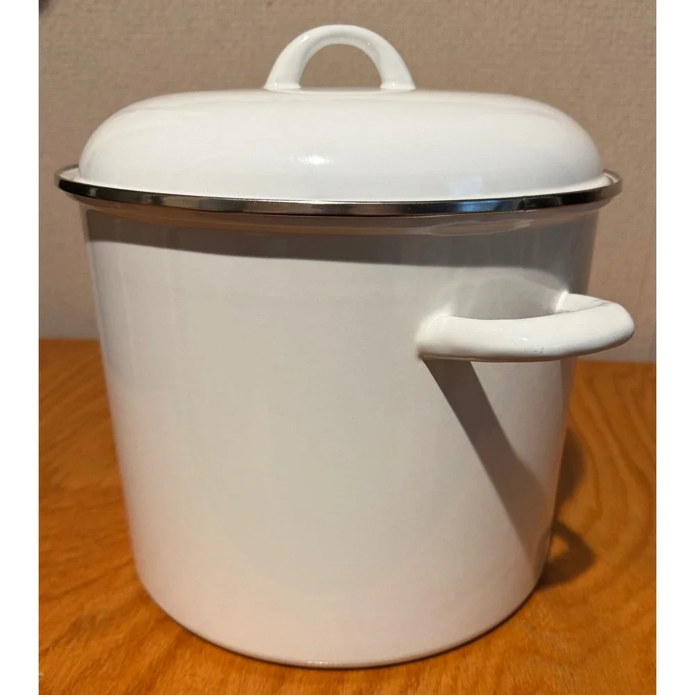 Crofton White Enamel on Steel Stock Pot with Lid Induction Safe Farmhouse Style